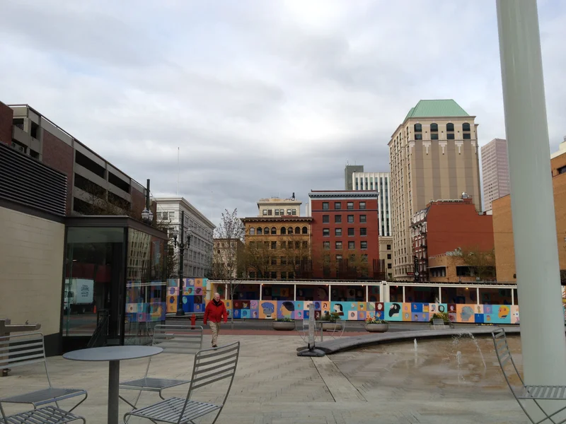 The dream of the '90s is still alive - gallery image 1