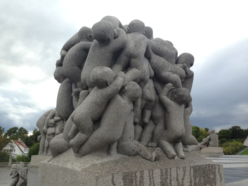 Vigelandsparken - gallery image 13