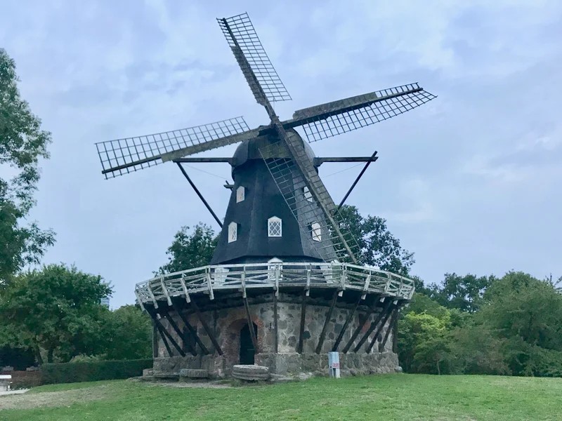 Malmo - gallery image 1