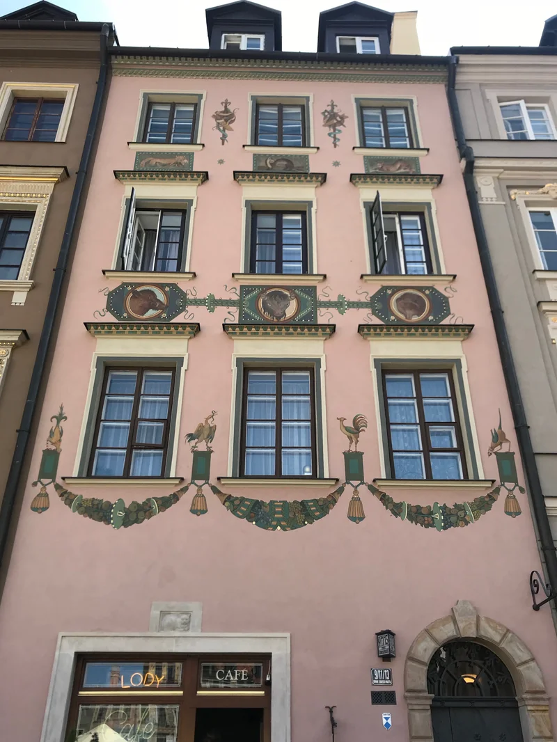 Warsaw - gallery image 2