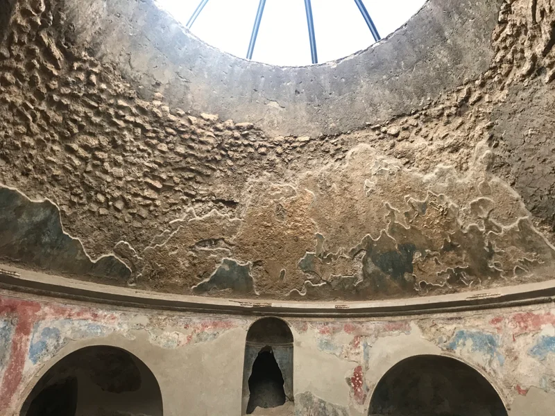 Pompeii - gallery image 11