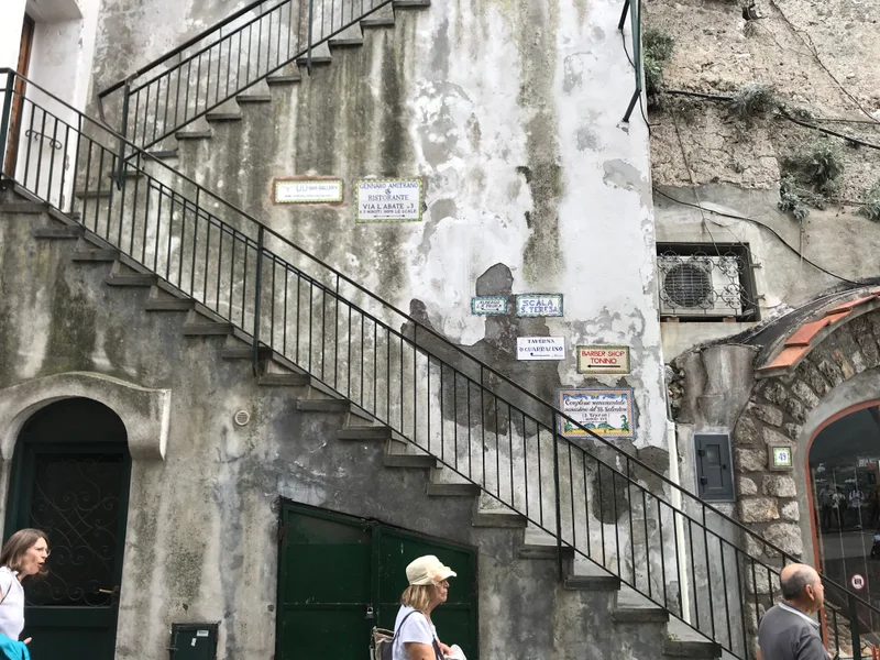 Capri - gallery image 6