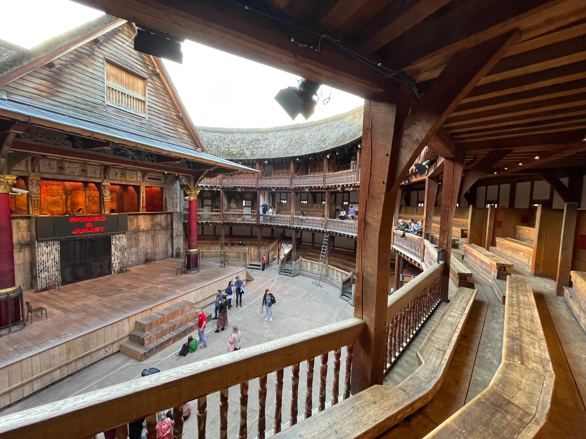 Globe Theatre - feature image