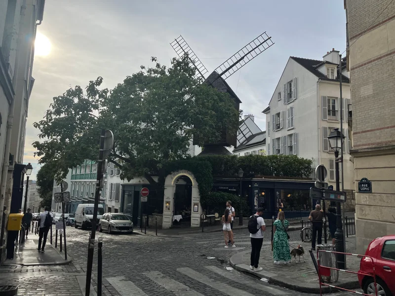 Paris 2022 - gallery image 1