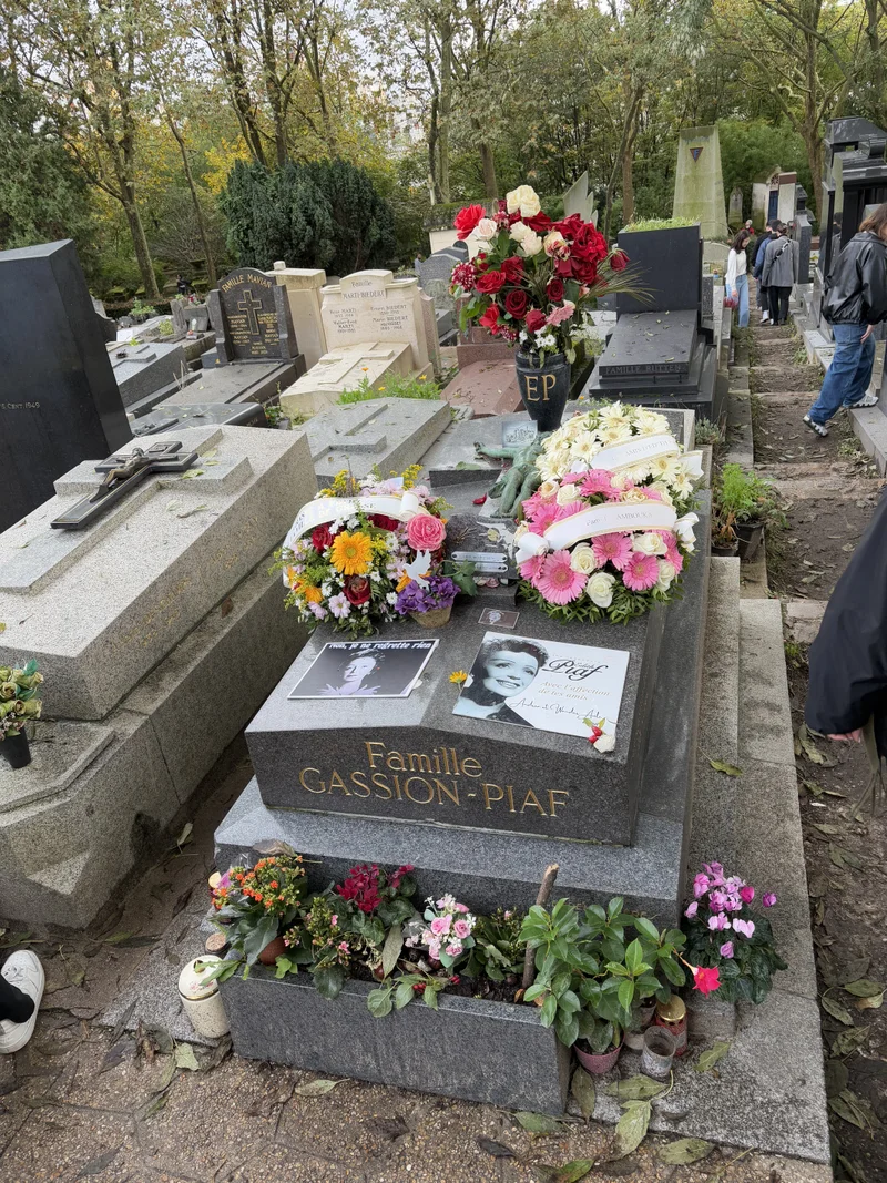 Dead Parisians - gallery image 6